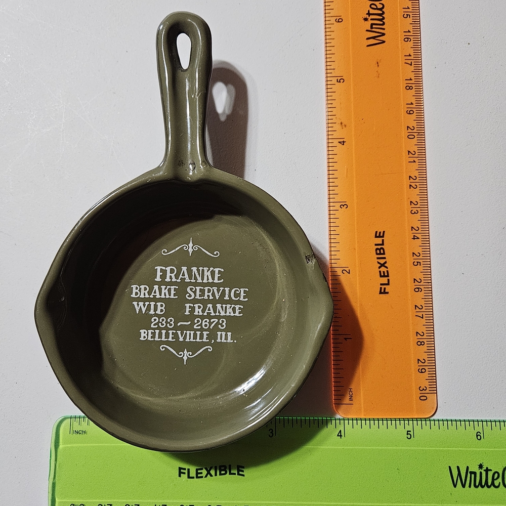Ashtrays - Picture 4 of 8